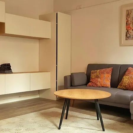 Sant Antoni 4 - Downtown Barcelona. Modern Lejlighed *